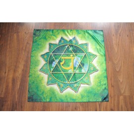 Szív Csakra 2. 70x70 cm-es szatén terítő Szív Csakra 2. 70x70 cm-es szatén terítő