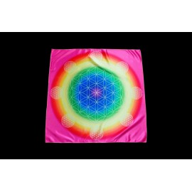 Élet Virága - Szivárvány 70x70 cm-es szatén terítő Élet Virága - Szivárvány 70x70 cm-es szatén terítő