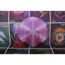 Pink Buddha 35 cm átmérőjű, 2 cm vastag bársonyos posztó ülőpárna Pink Buddha 35 cm átmérőjű, 2 cm vastag bársonyos posztó ülőpárna